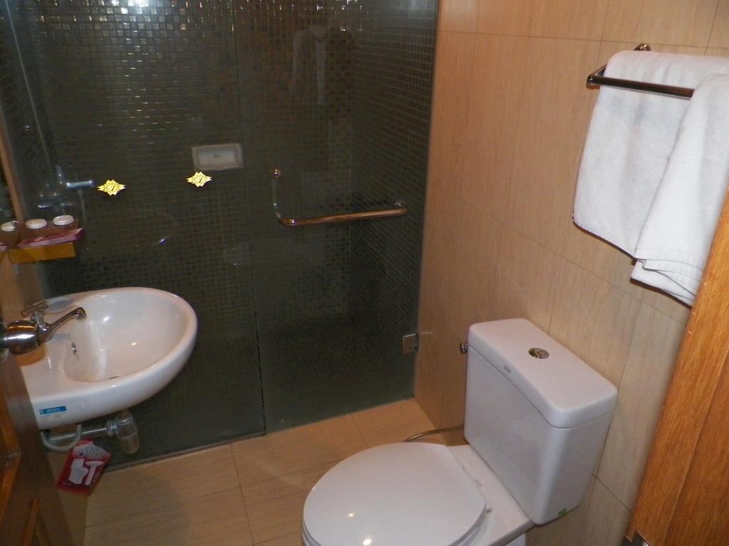 Ariandri Boutique Guesthouse Bandung Bilik gambar
