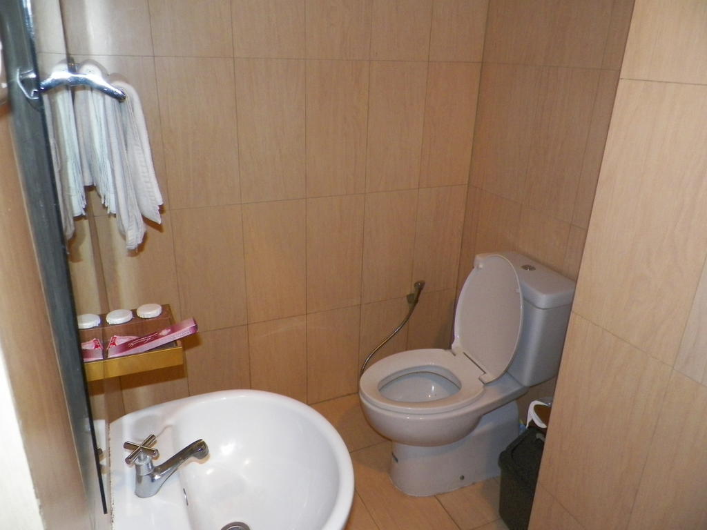 Ariandri Boutique Guesthouse Bandung Bilik gambar